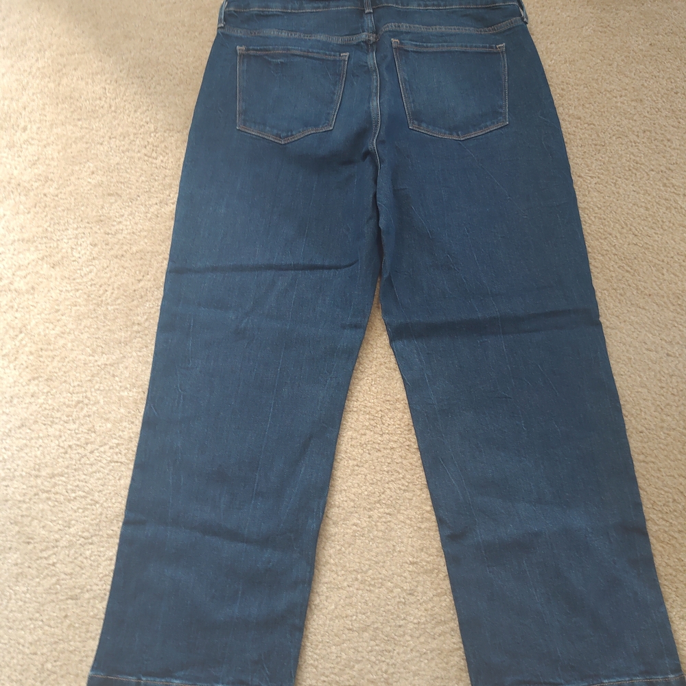 Old Navy cropped wide leg jeans - Picture 2 of 7